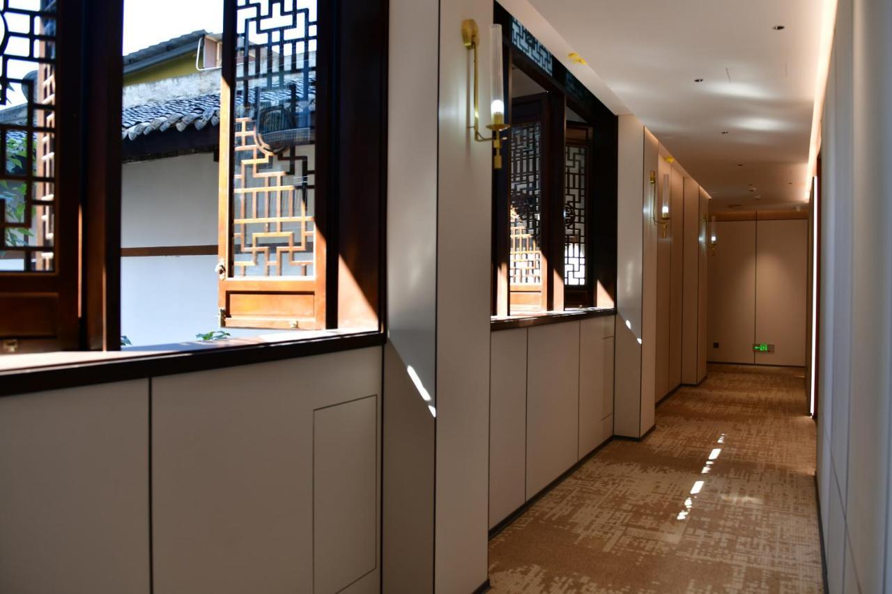 Xishu Garden Inn - Travel Agency Service - Car Rent Service - English Speaking Τσενγκντού Εξωτερικό φωτογραφία
